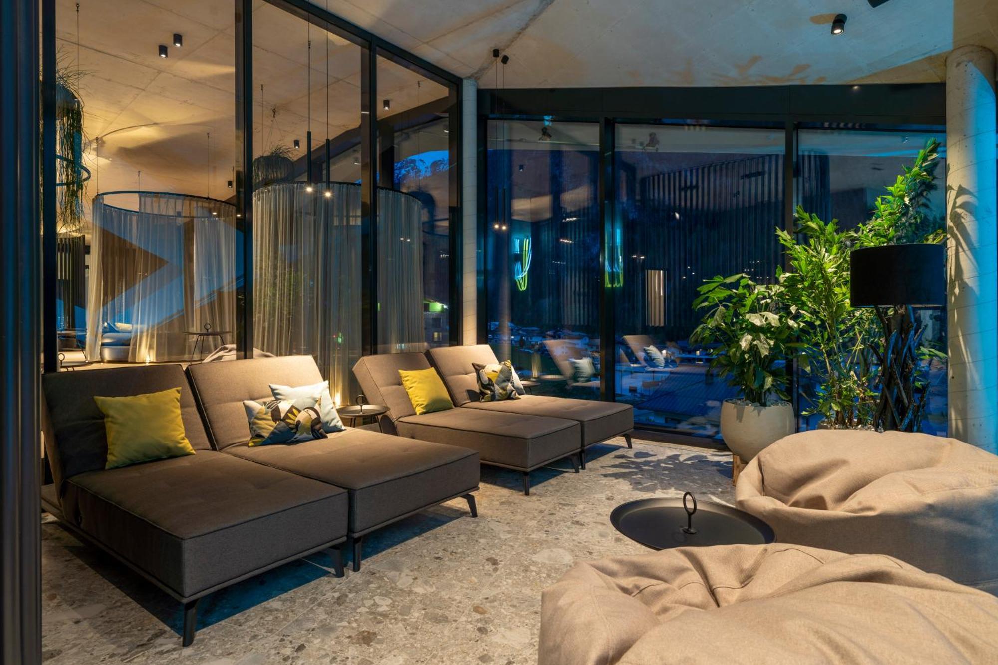 Lifesteil Aparthotel *